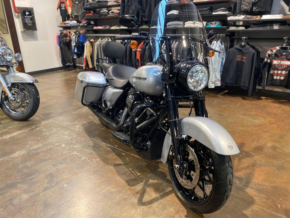 Harley-Davidson Road King Special (2021 - 25) (2)