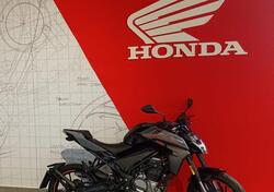 CFMOTO 300NK (2021 - 25) usata