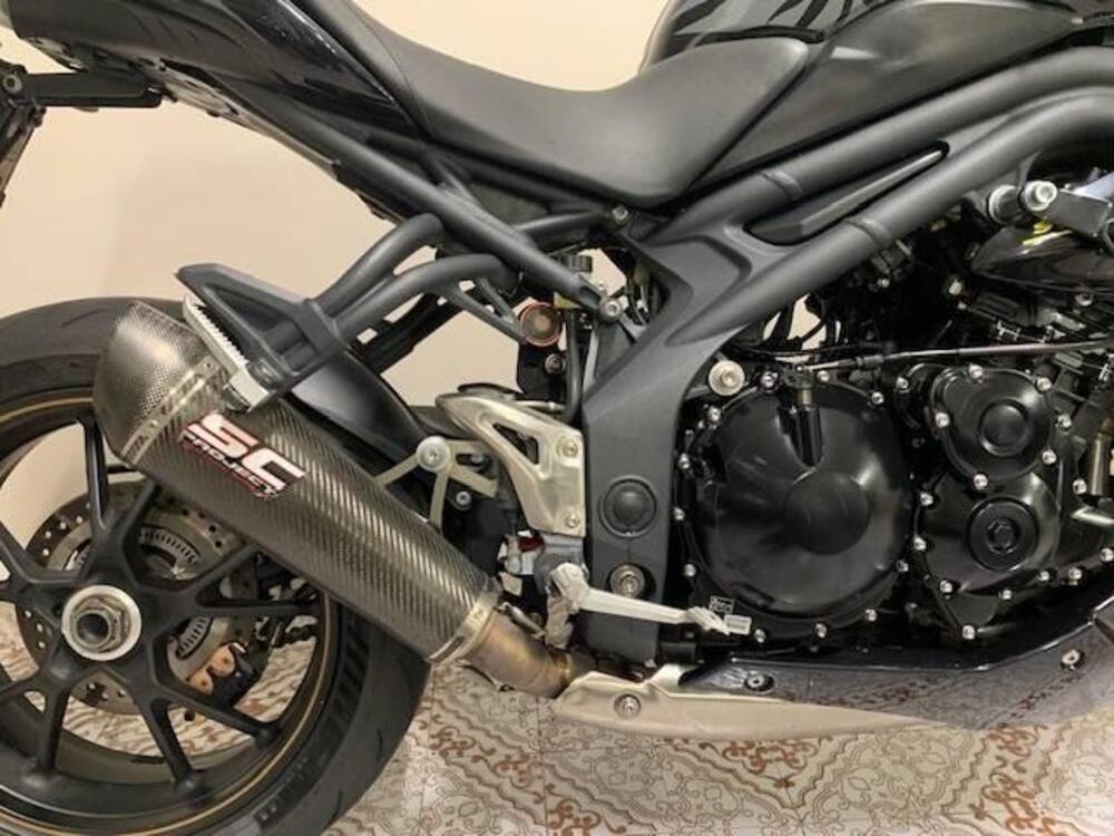 Triumph Speed Triple 1050 ABS (2011 - 15) (4)