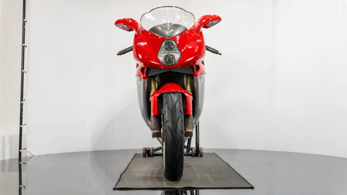 MV Agusta F4 1000 S (2)