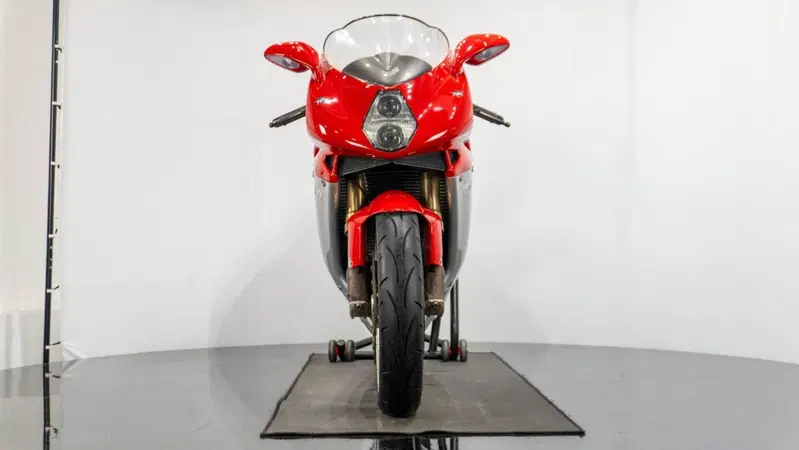 MV Agusta F4 1000 S (2)
