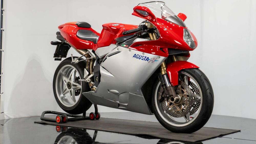 MV Agusta F4 1000 S (3)