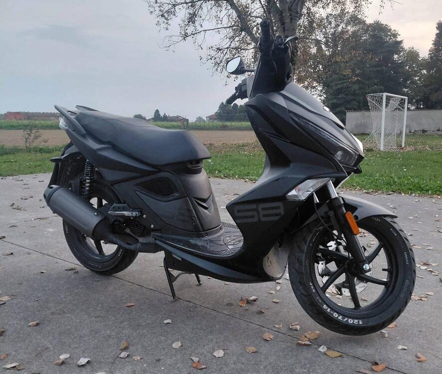 Kymco Super 8 50 R (2022 - 25) (3)