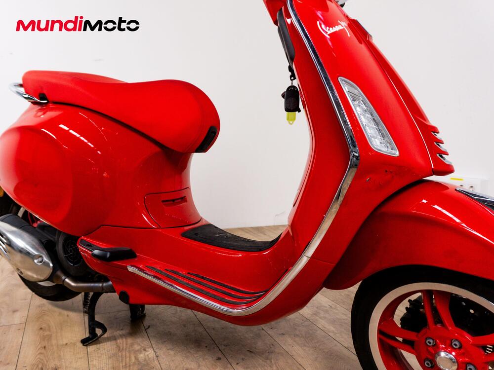 Vespa Primavera 125 RED (2025) (5)