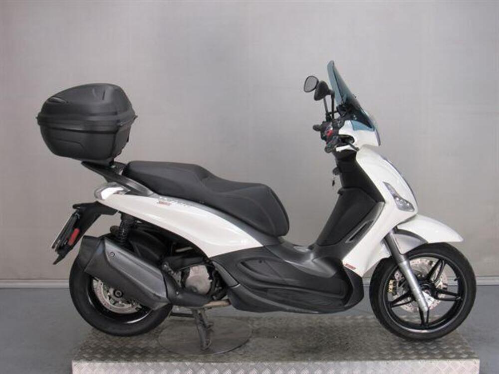 Piaggio Beverly 350 ABS (2016 - 20)