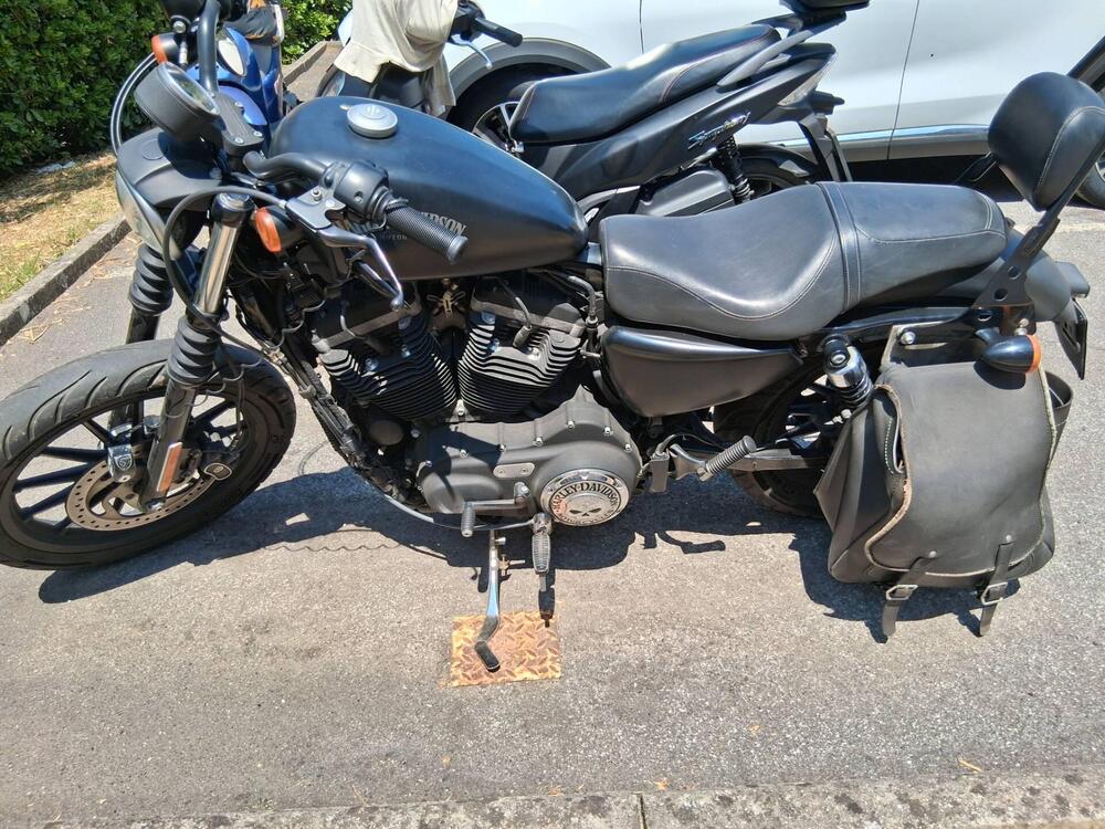 Harley-Davidson 883 Iron (2014 - 16) - XL 883N (2)