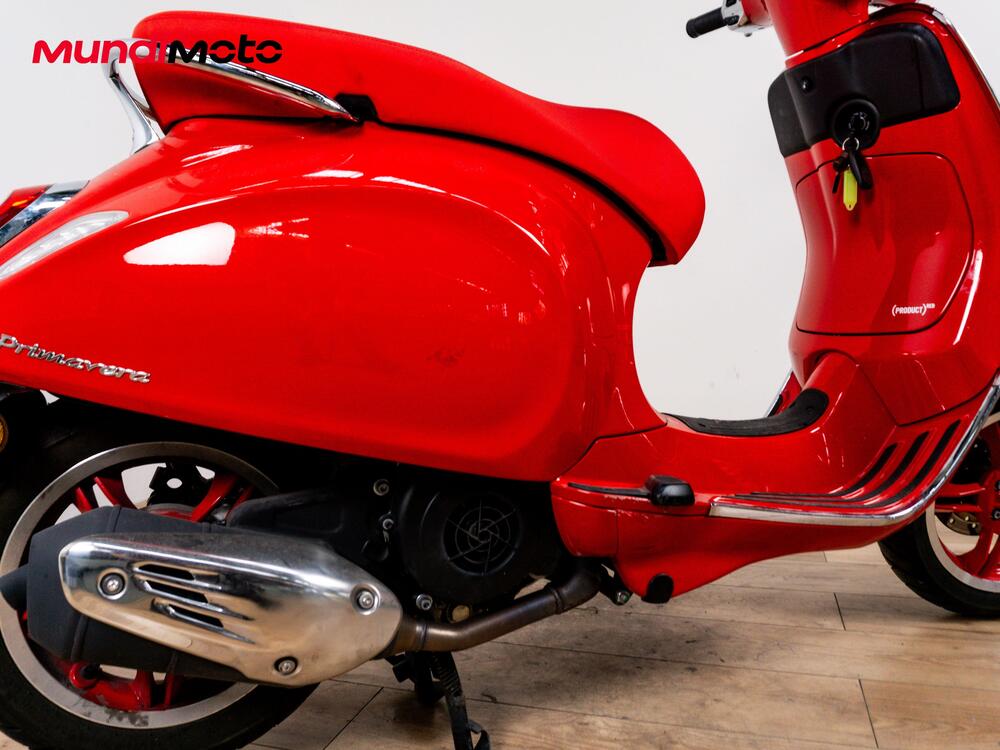 Vespa Primavera 125 RED (2025) (4)