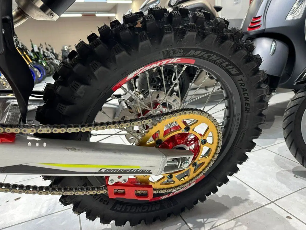 Fantic Motor XEF 125 Competition (2023 - 24) (6)