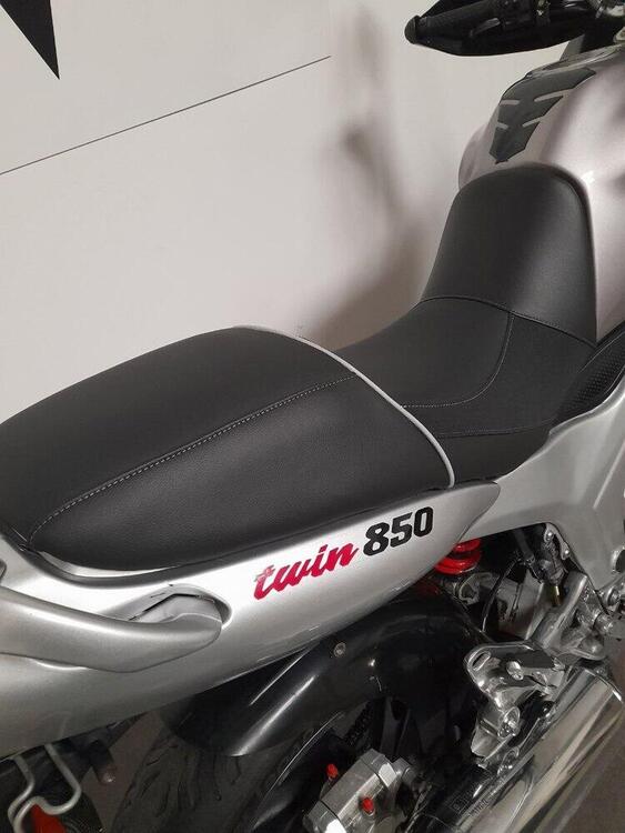 Yamaha TDM 850 (1996 - 01) (5)