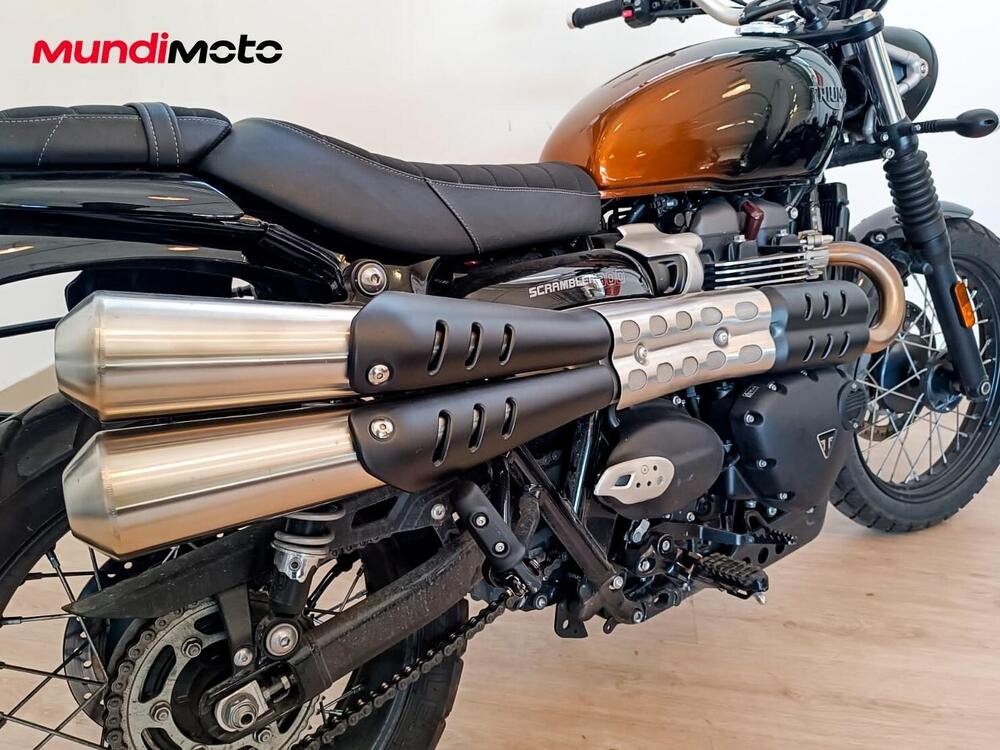 Triumph Scrambler 900 Stealth Edition (2024) (4)