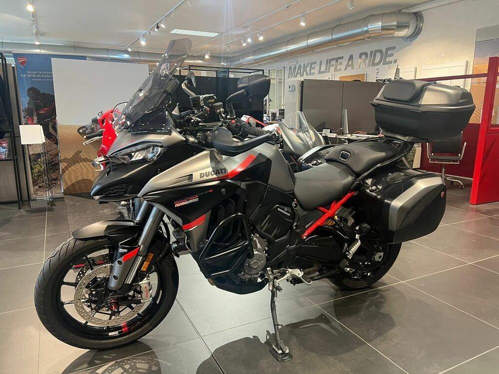 Ducati Multistrada V4 S Grand Tour (2024) (5)