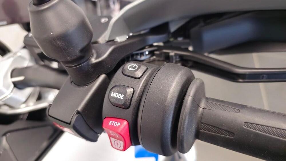 Bmw R 1300 GS (2023 - 25) (4)