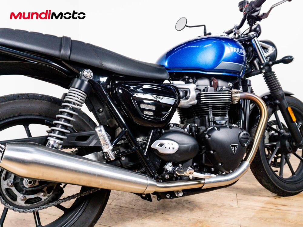 Triumph Street Twin 900 (2017 - 18) (4)