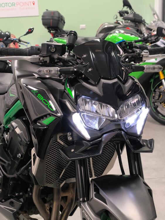 Kawasaki Z 900 (2021 - 24) (3)