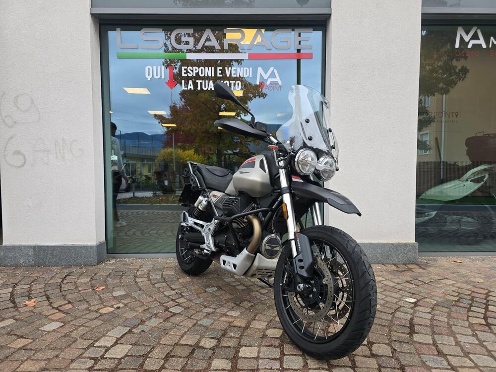 Moto Guzzi V85 TT Travel (2024 - 25) (4)