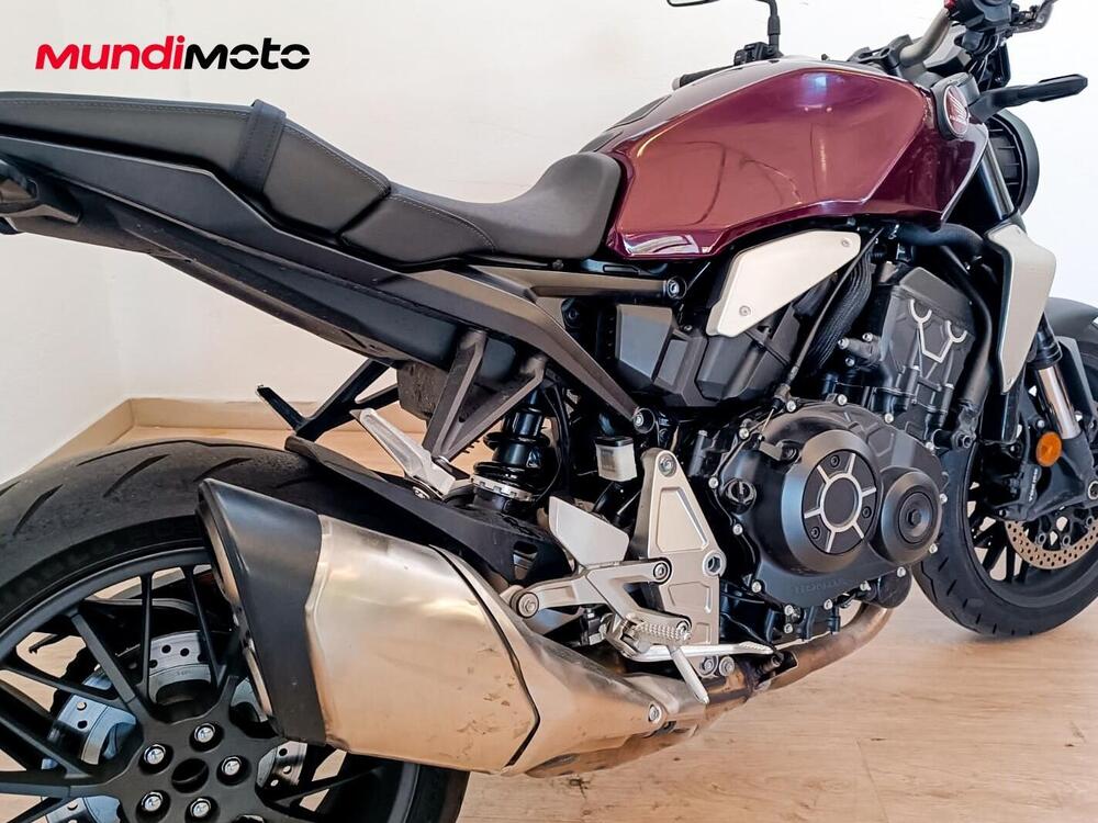 Honda CB 1000 R (2021 - 25) (4)