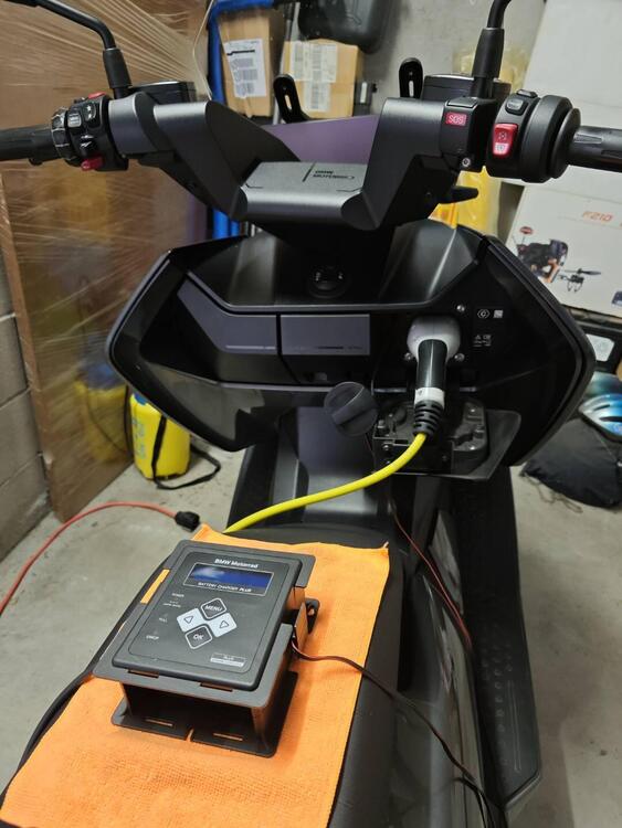 Bmw CE 04 (2021 - 25) (3)