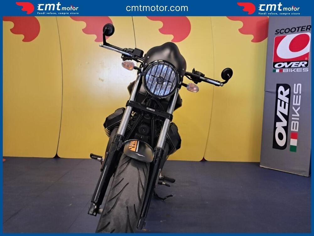 Moto Guzzi V9 Bobber (2016 - 18) (3)