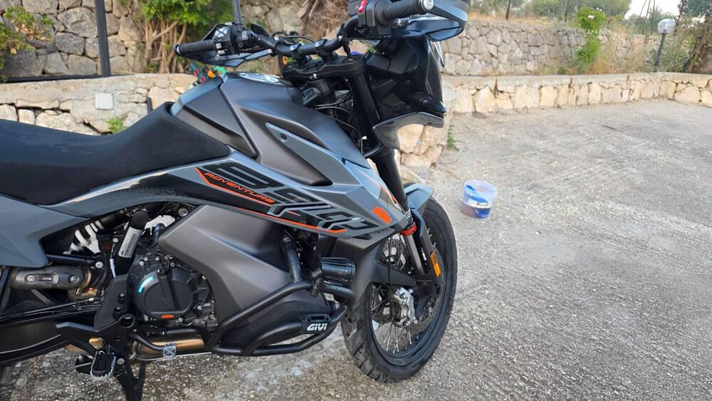 KTM 890 Adventure (2021) (2)