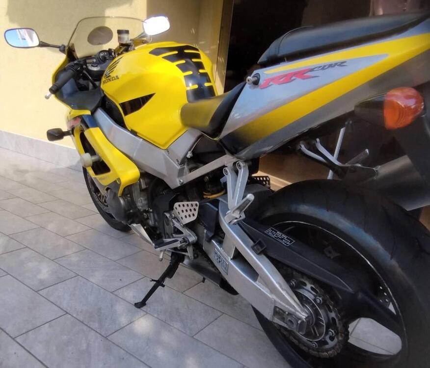 Honda CBR 900 RR Fireblade (2000 - 01)