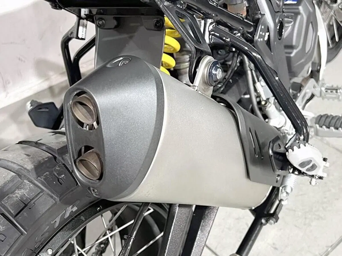 Ducati DesertX (2022 - 25) (3)