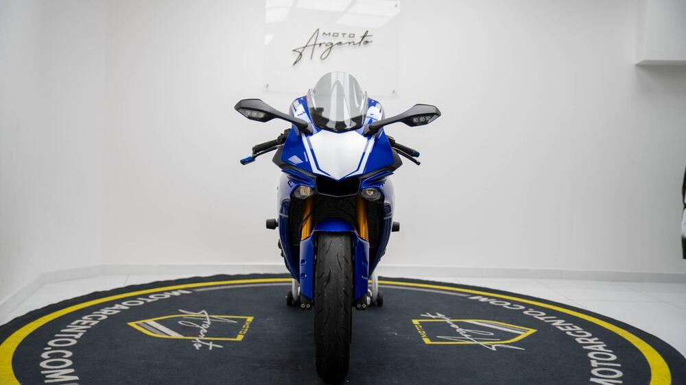 Yamaha YZF R1 (2020 - 25) (5)