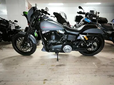 Harley-Davidson 1584 Street Bob (2008 - 15) - FXDB usata