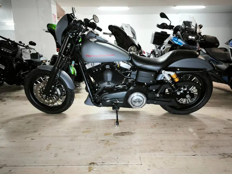 Harley-Davidson 1584 Street Bob (2008 - 15) - FXDB