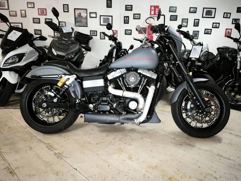 Harley-Davidson 1584 Street Bob (2008 - 15) - FXDB (4)