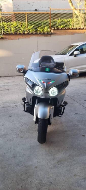 Honda GL 1800 Gold Wing (2012 - 17) (2)