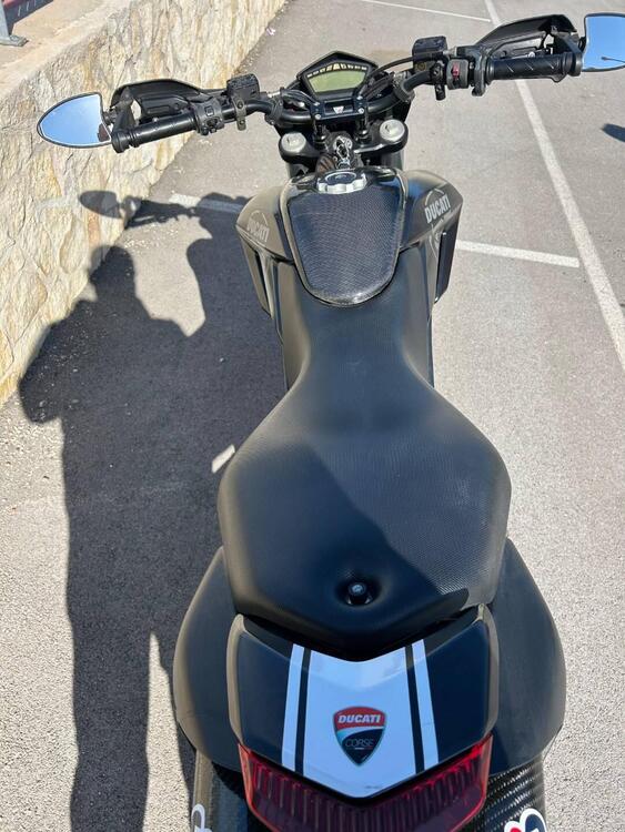 Ducati Hypermotard 796 (2012) (4)