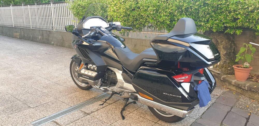 Honda GL 1800 Gold Wing Tour (2018 - 20) (4)