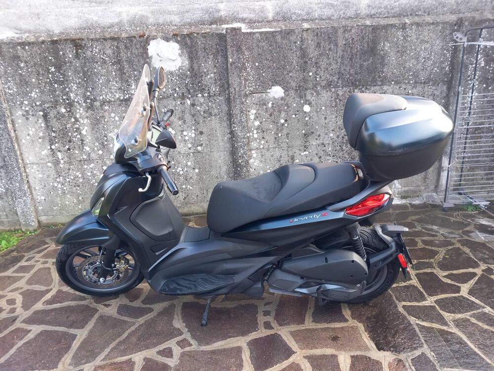 Piaggio Beverly 300 S (2021)