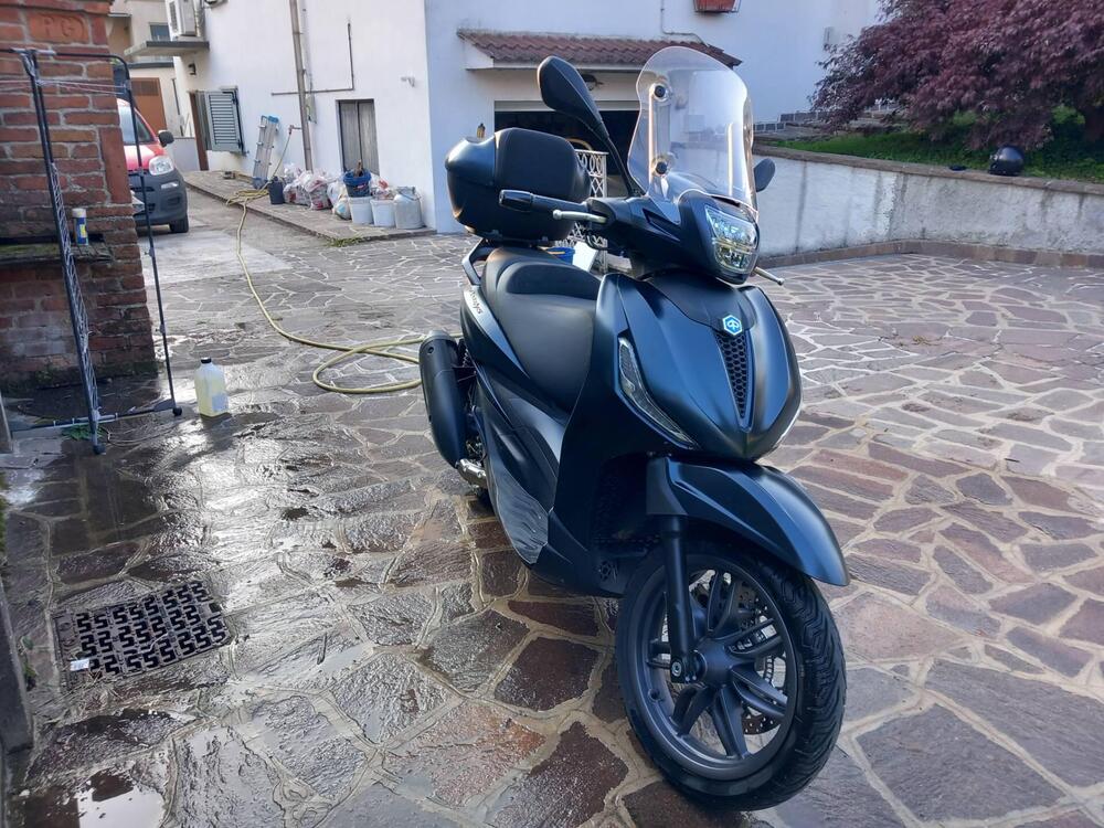 Piaggio Beverly 300 S (2021) (3)
