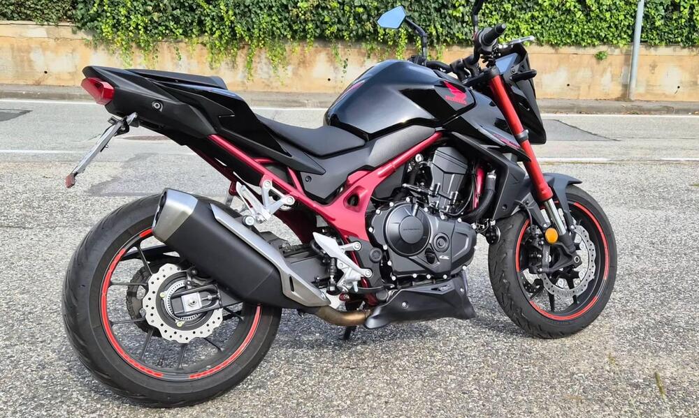 Honda CB 750 Hornet (2023 - 24)