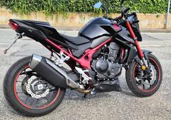 Honda CB 750 Hornet (2023 - 24) usata