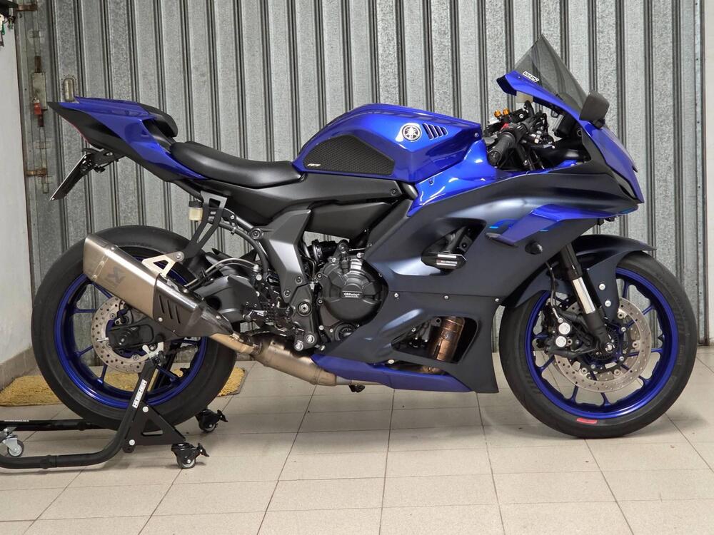 Yamaha YZF R7 (2021 - 25)