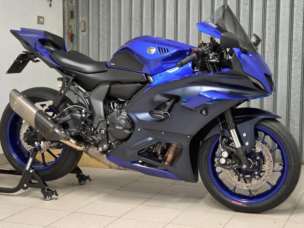 Yamaha YZF R7 (2021 - 25) (2)