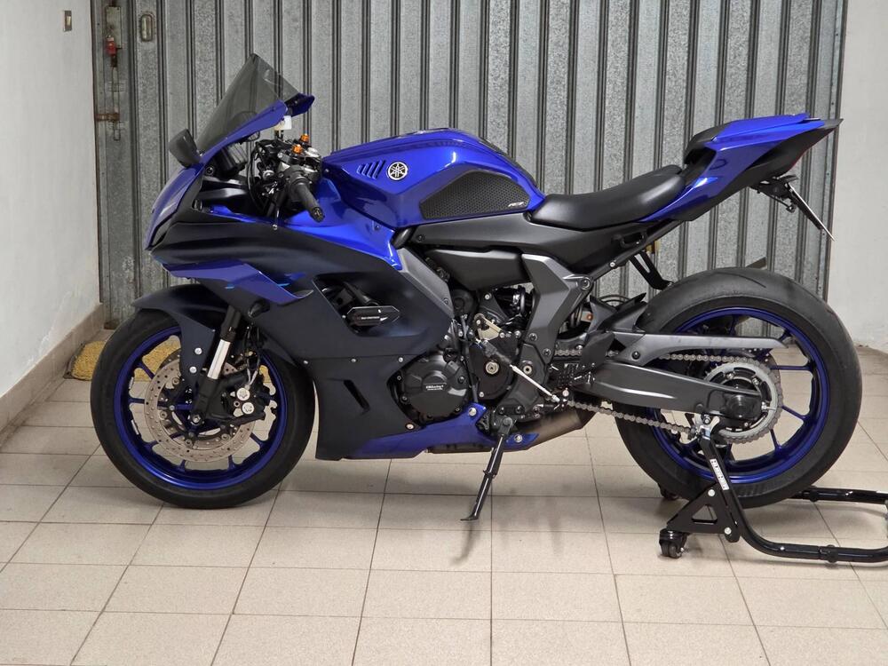 Yamaha YZF R7 (2021 - 25) (3)