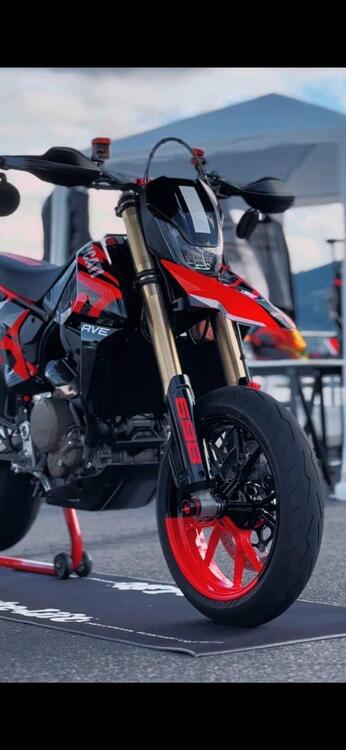 Ducati Hypermotard 698 Mono RVE (2024 - 25) (2)