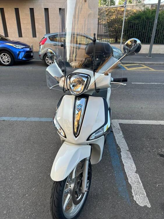 Piaggio Liberty 150 ABS (2017 - 20) (2)