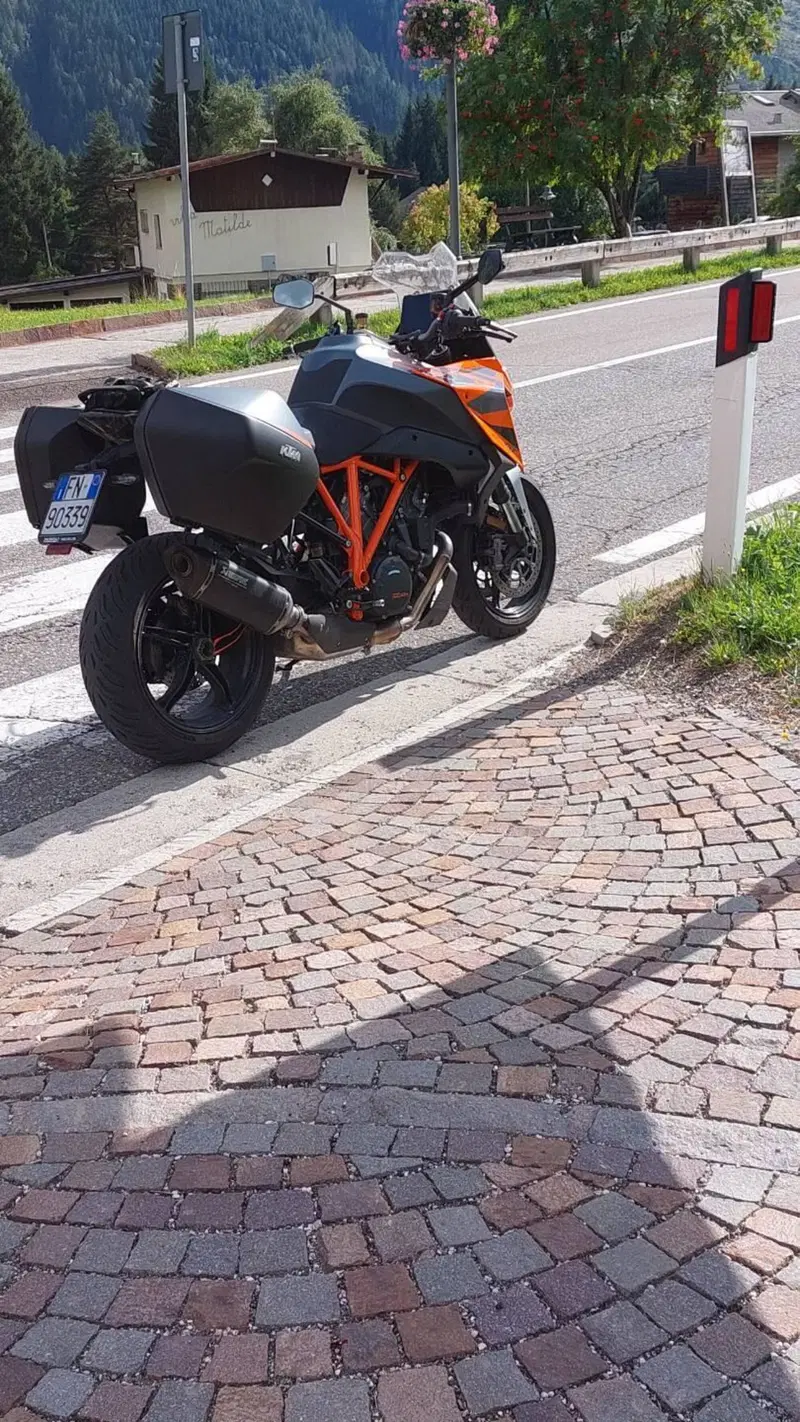 KTM 1290 Super Duke GT (2022 - 25)