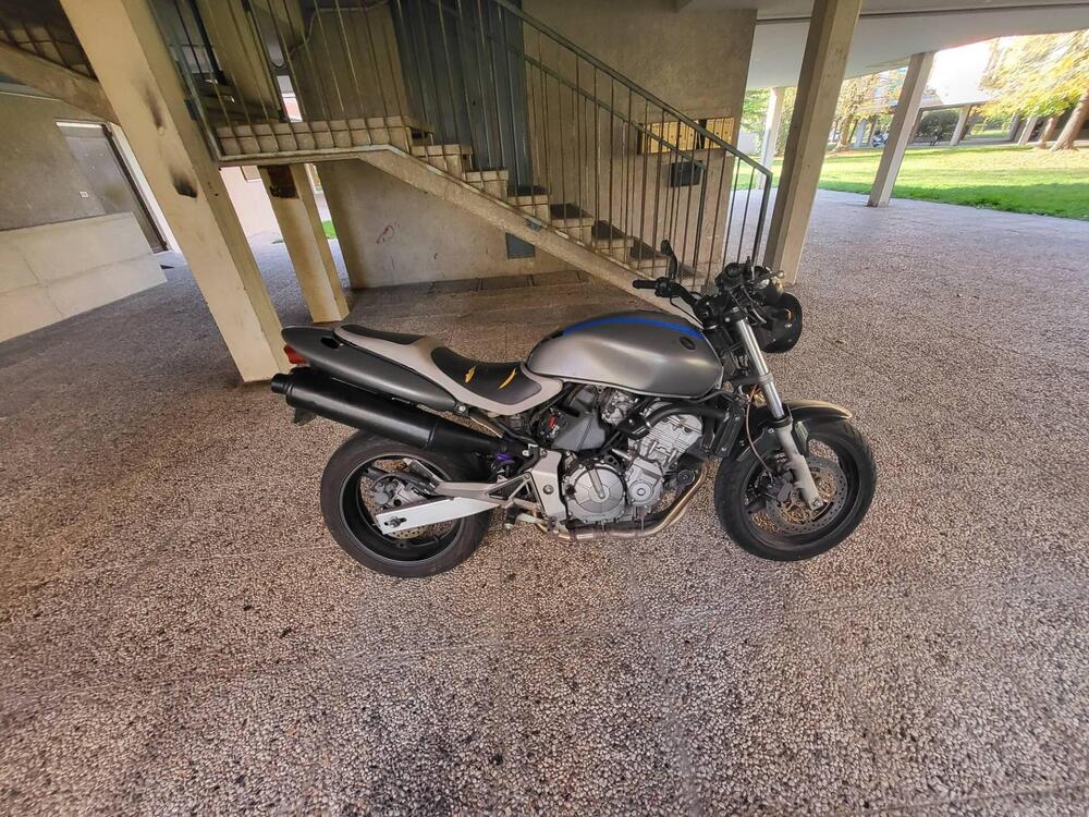 Honda Hornet 600 (2000 - 02) (4)