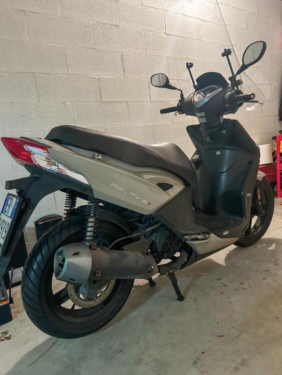 Kymco Agility 125 R16 + (2017 - 20) (2)