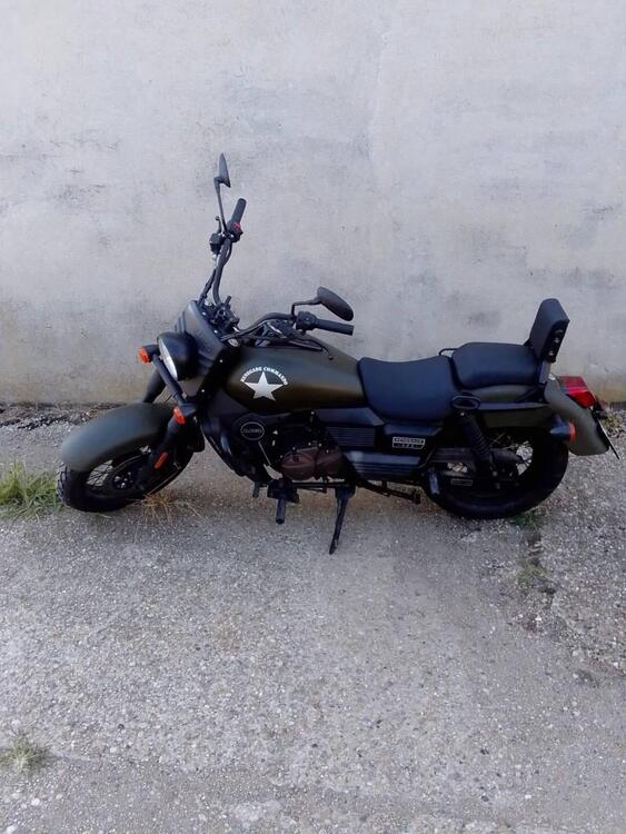 Um Italia Renegade Commando 125 (2019 - 22)