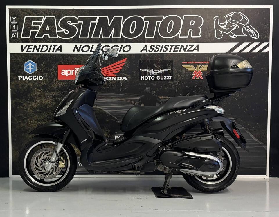 Piaggio Beverly 350 Police ABS-ASR (2018 - 20) (4)