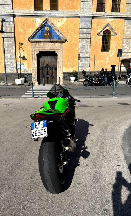 Kawasaki Ninja 1000 ZX-10R (2021 - 25) (4)
