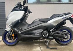 Yamaha T-Max 530 SX (2017 - 19) usata