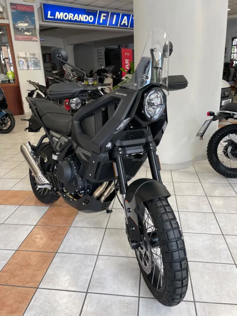 Brixton Motorcycles Crossfire 500 Storr (2025 - 26) (2)