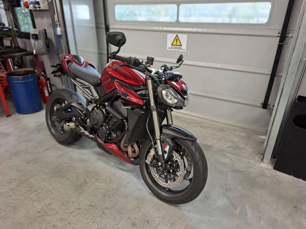 Triumph Street Triple 765 RS (2023 - 25) (2)